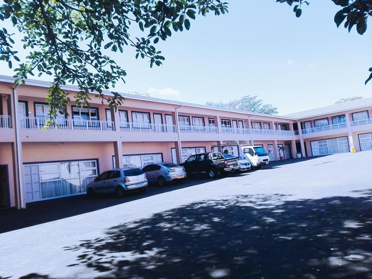 Bayside Hotel Pinetown New Germany Exteriör bild